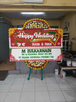 Papan Bunga di Bugel
