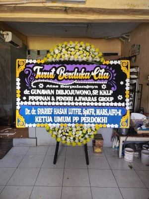 Papan Bunga di Bugel